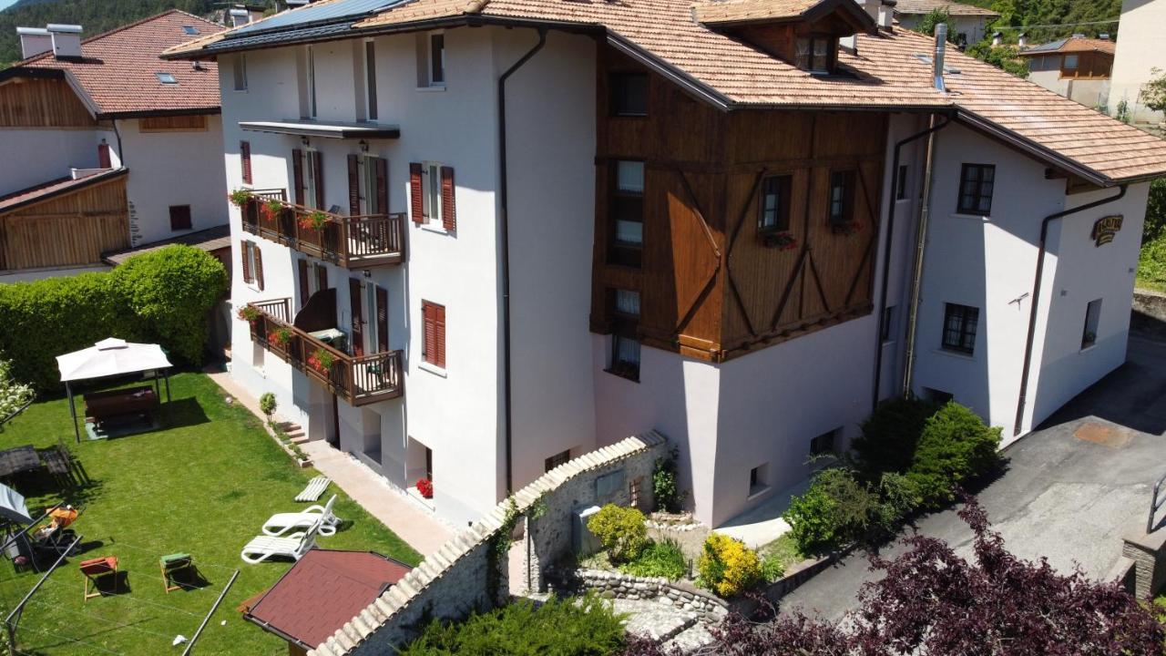 Agriturismo La Canonica Brez Eksteriør bilde